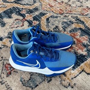Nike Blue Basketball Sneakers - Lightweight Comfort size 8 women’s
